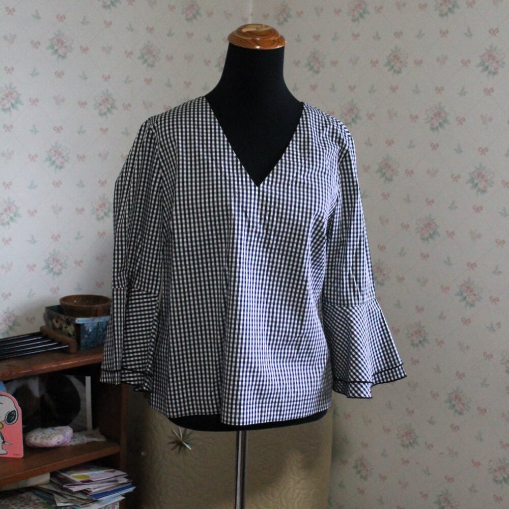 WHBM Bell Sleeve Gingham Blouse, Size 6
